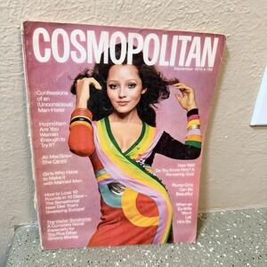 Cosmopolitan Magazine September 1970 Barbara Carrera Vintage‎ Fashion Magazine
